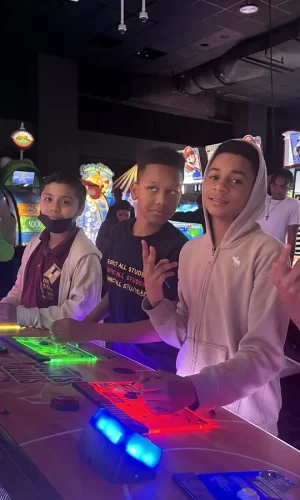 Dave & Busters Trip (20) Dave & Busters Trip (20)