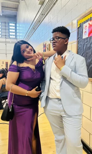 Senior Prom (16) Senior Prom (16)