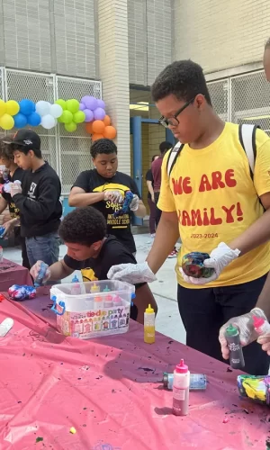 Tie Dye (4) Tie Dye (4)